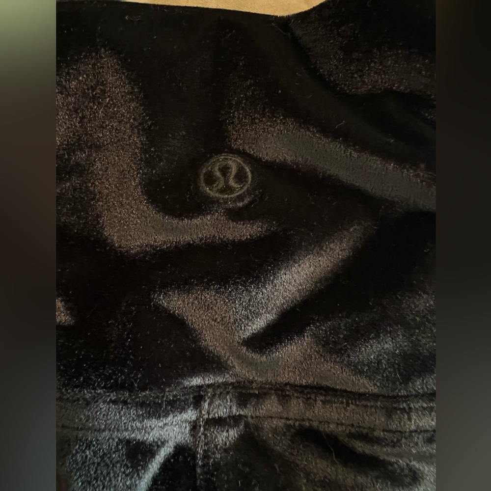Lululemon Wunder lounge tight 28” black velvet new with tag 12